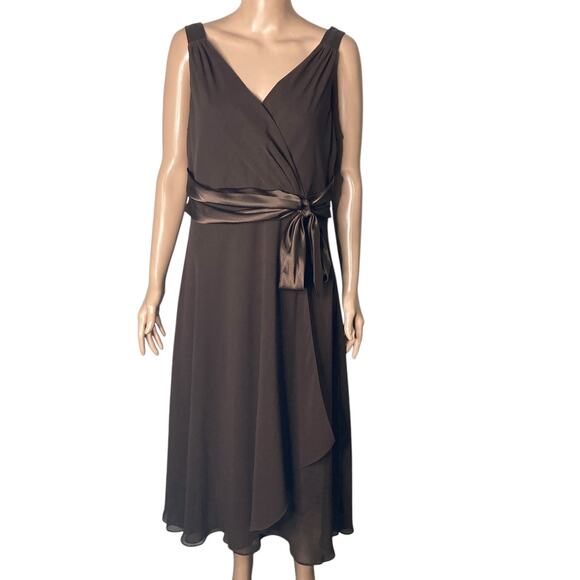 Evan Picone Swing Dress Womens 16 Chocolate Brown Chiffon Flowy Ruffles - Picture 3 of 16